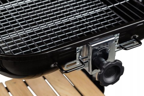 Duży grill ogrodowy z pokrywą regulacja rusztu drewniane półki MultiGarden MultiGarden Duży grill ogrodowy z pokrywą regulacja rusztu drewniane półki MultiGarden MultiGarden