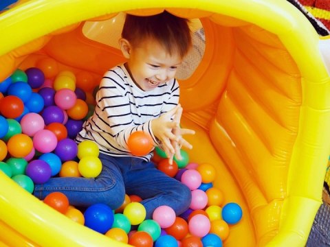 Piłki piłeczki kulki basenu namiotu zestaw 100 sztuk IPLAY MULTISTORE