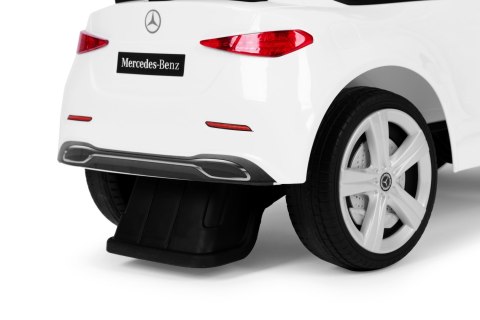 Jeździk autko Mercedes C CLASS interaktywna kierownica dźwięki biały MULTISTORE Jeździk autko Mercedes C CLASS interaktywna kierownica dźwięki biały MULTISTORE
