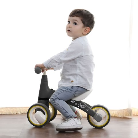 Rowerek biegowy dla dzieci bezpieczna konstrukcja koła EVA "Kosmiczny" ECOTOYS ECOTOYS Rowerek biegowy dla dzieci bezpieczna konstrukcja koła EVA "Kosmiczny" ECOTOYS ECOTOYS