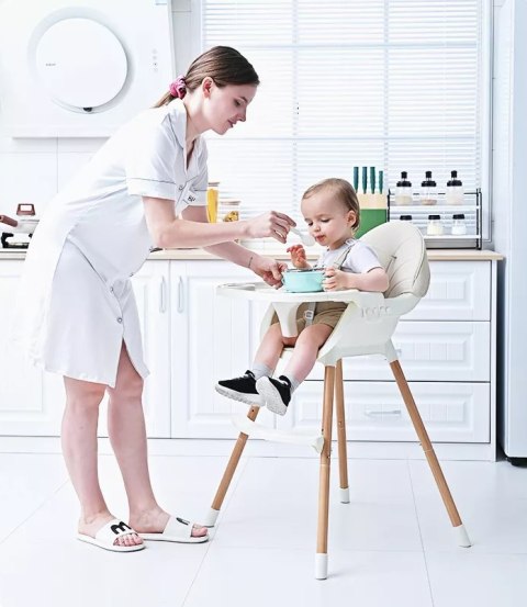 Krzesełko fotelik do karmienia 2w1 beżowe ECOTOYS ECOTOYS Krzesełko fotelik do karmienia 2w1 beżowe ECOTOYS ECOTOYS